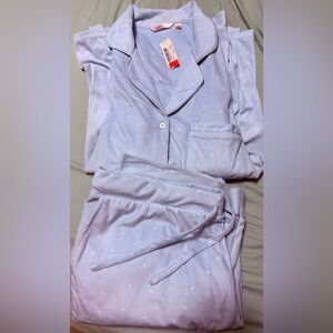 NWT La Vie En Rose Light blue incredible soft! 😍 Polka Dot Pajama Set size large